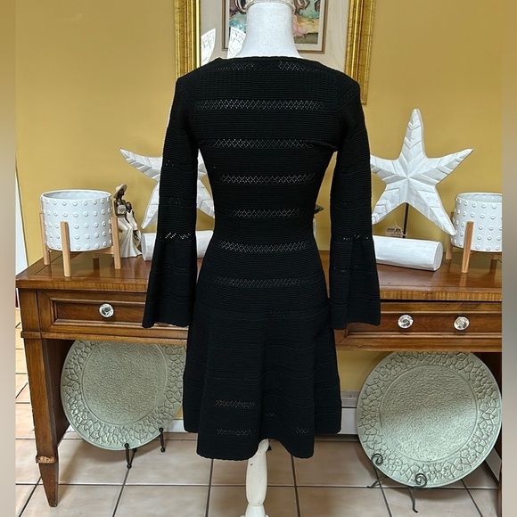 Sandro Paris Carmen Women’s Black Knit Stretch Sweater Dress Fluted Cuffs Sz S - Picture 10 of 16